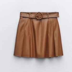 Zara Faux Leather Pleated skirt